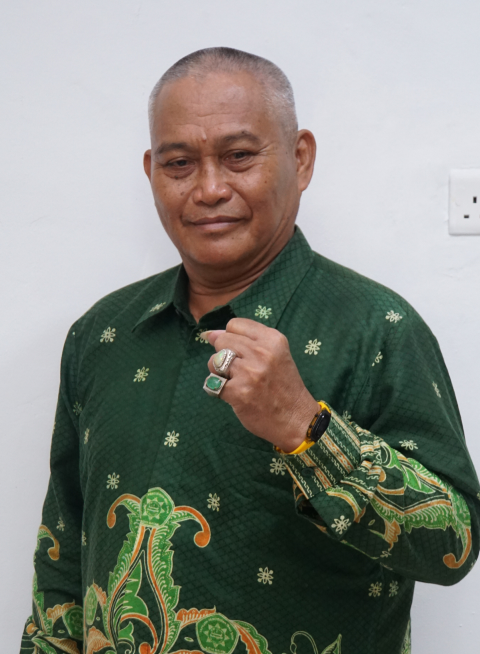 Drs. M. Noer Elwaqash